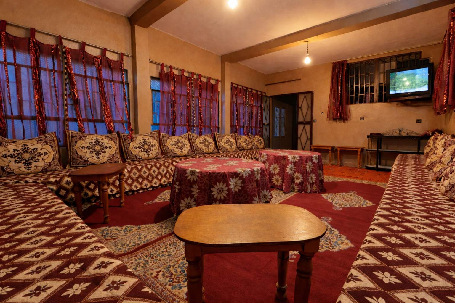 Gourdia Lodge — salon